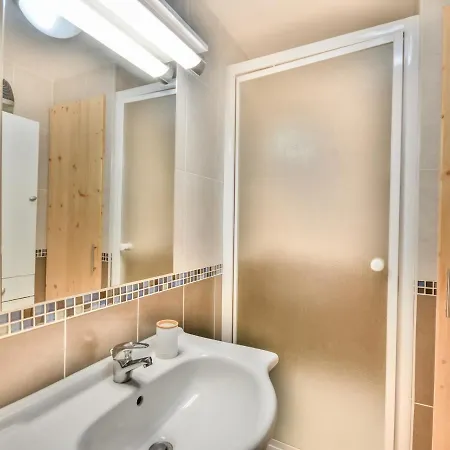 Apartment T3 + Coin Montagne Renove Proche Centre, 6 Pers, Parking, Navettes Gratuites, - Fr-1-685-13 *